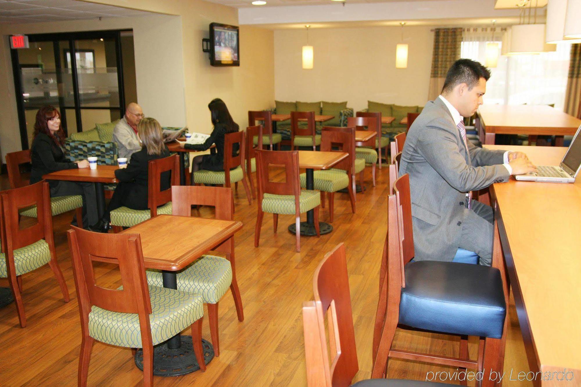 Hampton Inn Monterrey-Airport Apodaca Restaurace fotografie